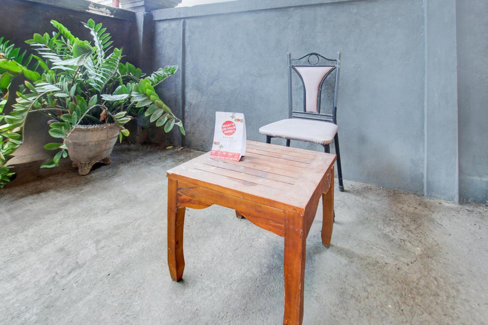 Hotel Oyo Life 93284 Kos Cendana Raya Mataram Exteriér fotografie