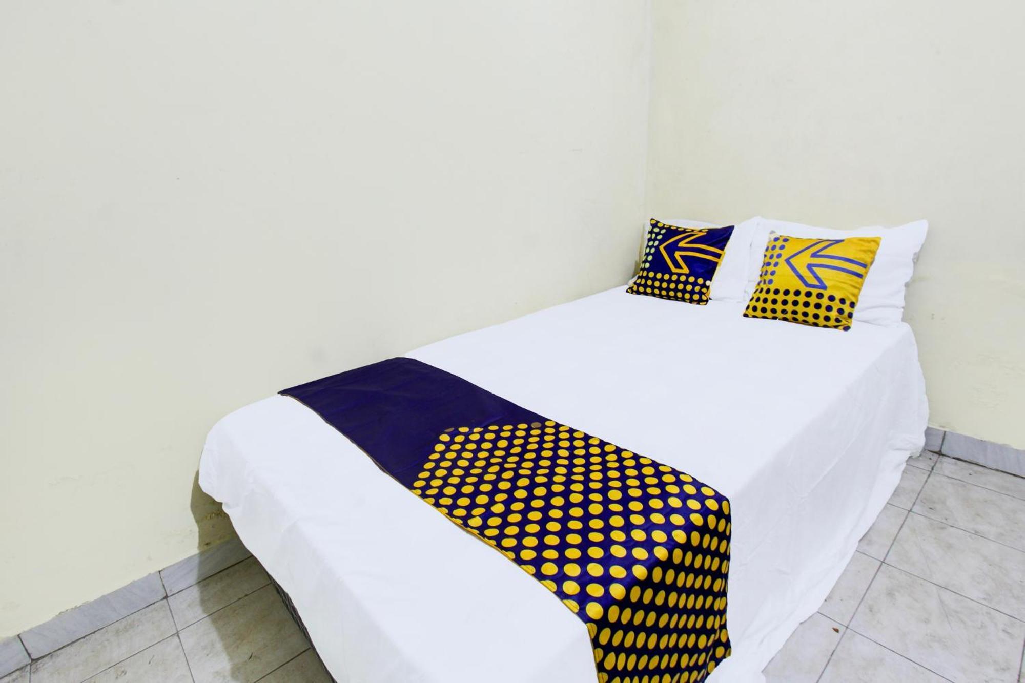 Hotel Oyo Life 93284 Kos Cendana Raya Mataram Exteriér fotografie